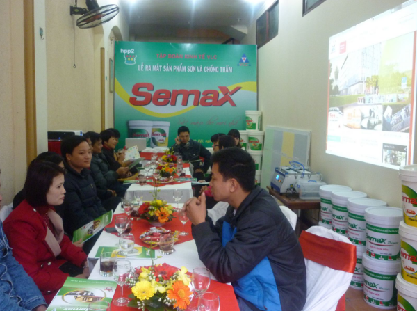 Sản phẩm sơn Semax ra mắt thị trường Hà Nội năm 2015.