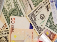 Tỷ giá USD, Euro ngày 18/11: USD tăng không ngừng nghỉ