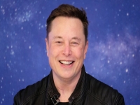  'Vũ trụ' của Elon Musk 
