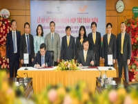 Vietcombank và Vietnam Post ký thỏa thuận hợp tác toàn diện