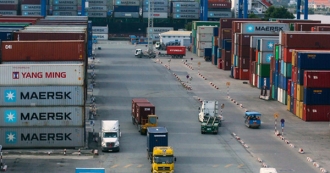 Đột phá để phục hồi kinh tế: Dẫn vốn "khủng" vào ngành logistics